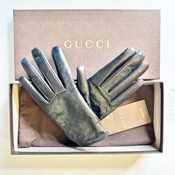 101 NWT Preloved Gucci Guccisima Driver’s Gloves ($Marked Down 2/11/25) - Picture 1 of 4
